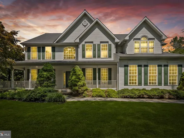 20626 W Liberty Rd, White Hall, MD 21161