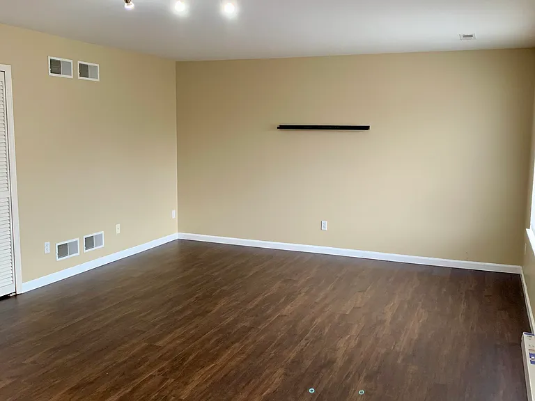 163 Norlawn Cir — Photo 16