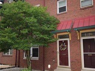 1204 Voskamp St, Pittsburgh, PA 15212