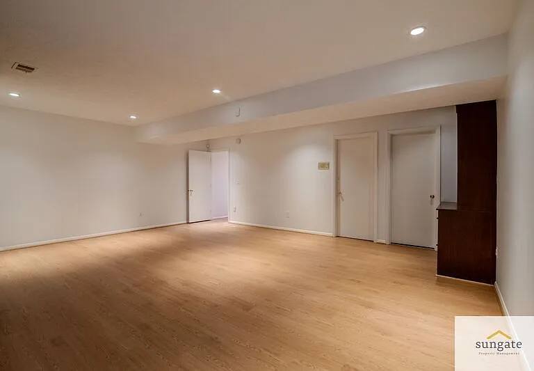 418 Five Farms Ln — Photo 16
