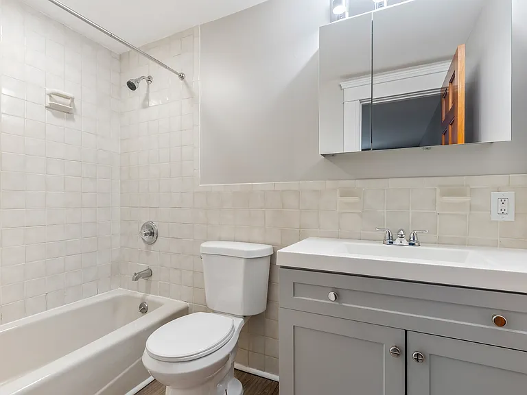 141 Longwood Ave #1 — Photo 20