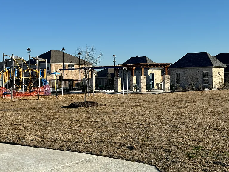 219 Savannah Way — Photo 43