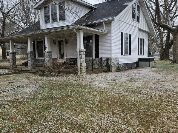 104 Baldwin Ave, Spencer, NC 28159