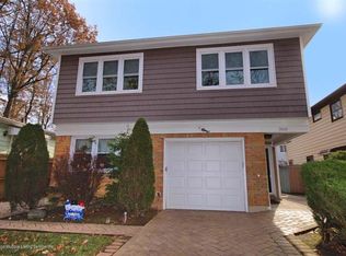 350 Rathbun Ave, Staten Island, NY 10312