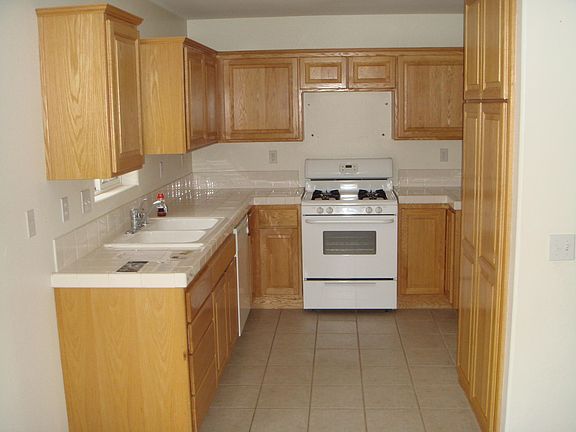 4th image of 7000 Lakewood Dr