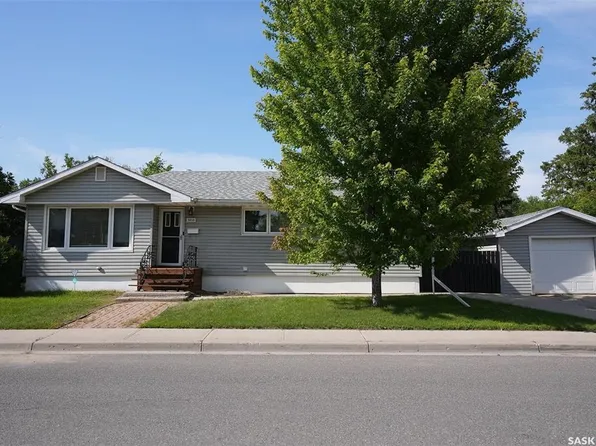 2050 Jubilee AVENUE, Regina, SK S4S 3T8
