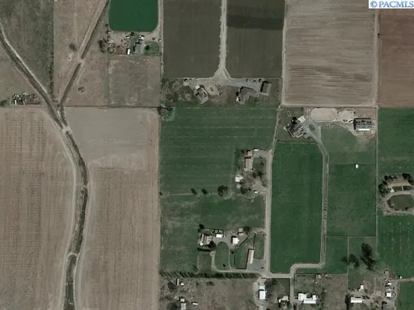 361 W Woodin Rd, Sunnyside, WA 98944