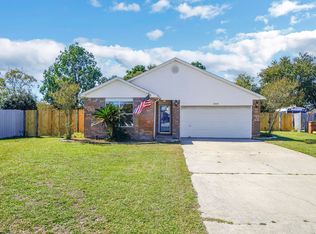 2227 Parker Place Ct, Navarre, FL 32566