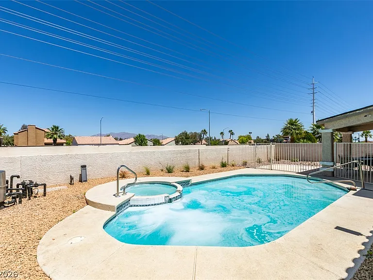7824 Villa Finestra Dr — Photo 39