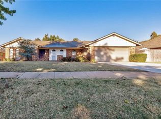 3705 Jim Robison Dr, Edmond, OK 73013