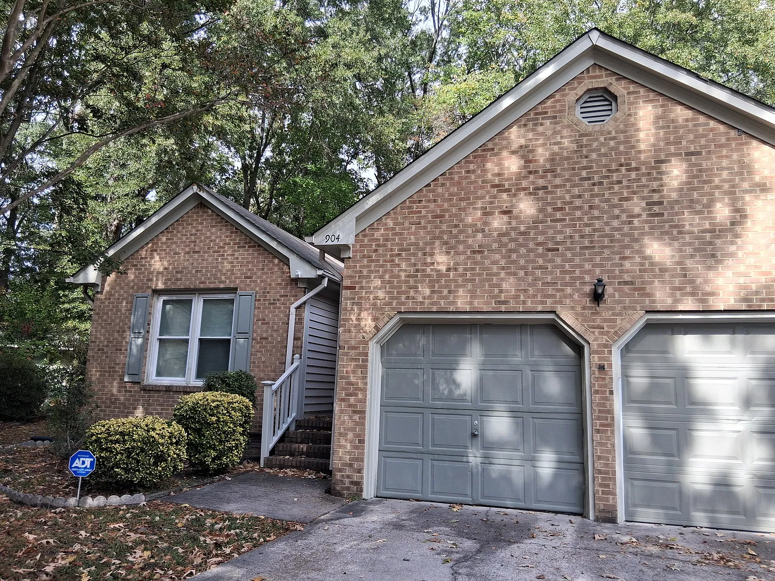 3 bed, 1658 sqft, $2,450 — Photo 1