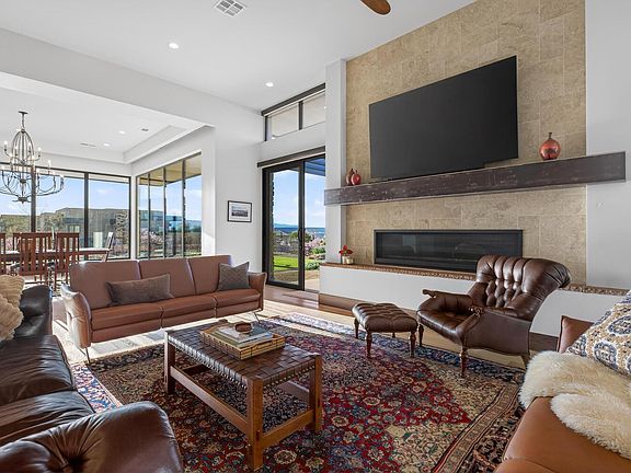 5th image of 2015 S Pinnacle Cir