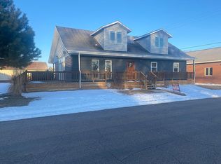 1017 15th St, Hoxie, KS 67740