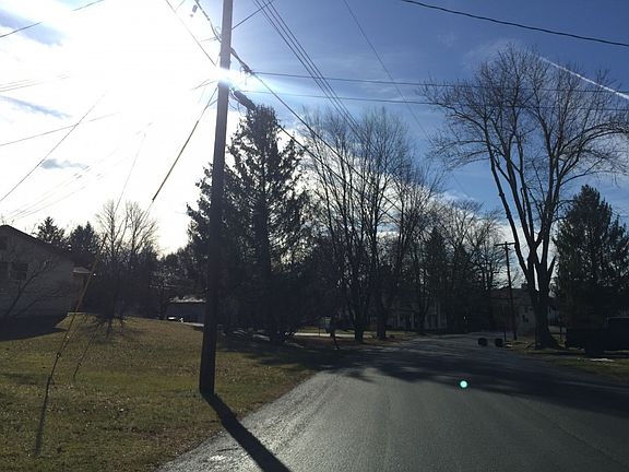 5th image of 30 Holly Dr