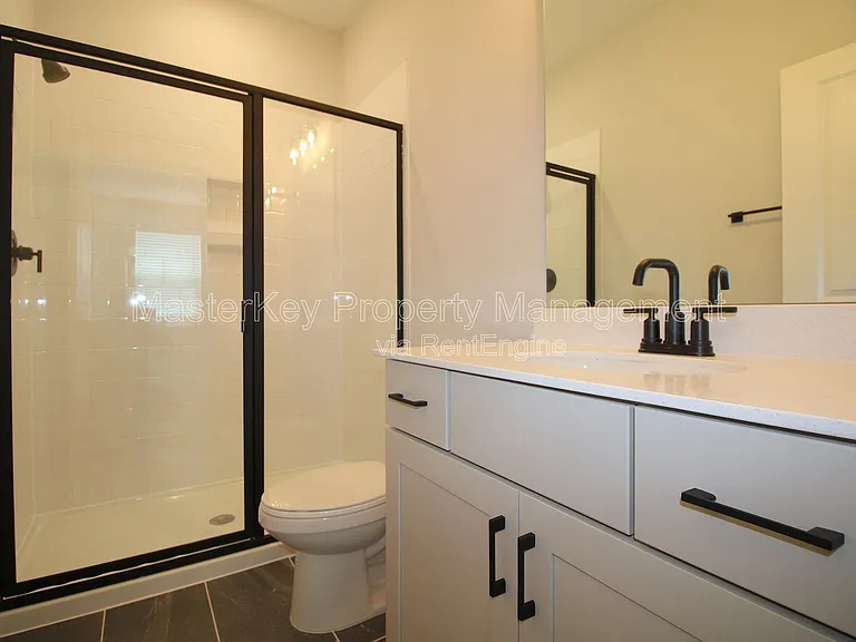612 Amaranth Dr — Photo 4