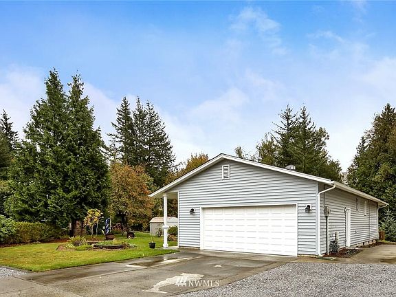 4th image of 1227 Deer Creek Dr
