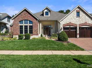 278 Meadowbrook Country Club Est, Ballwin, MO 63011