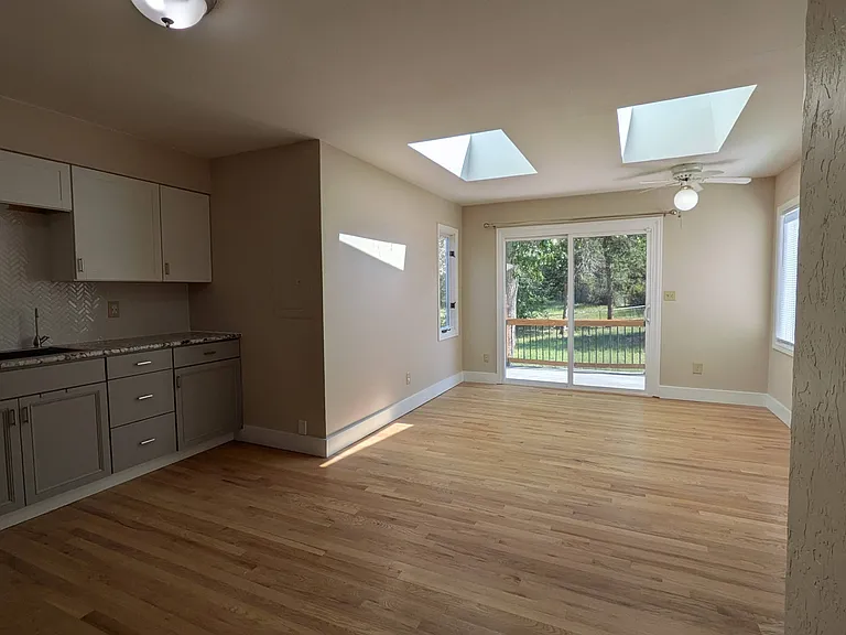 4050 Hollow Rd — Photo 7