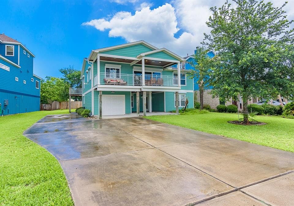 1st image of 611 W Shore Dr