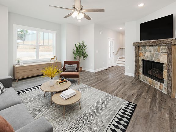 2nd image of 1320 Shoresbrook Rd