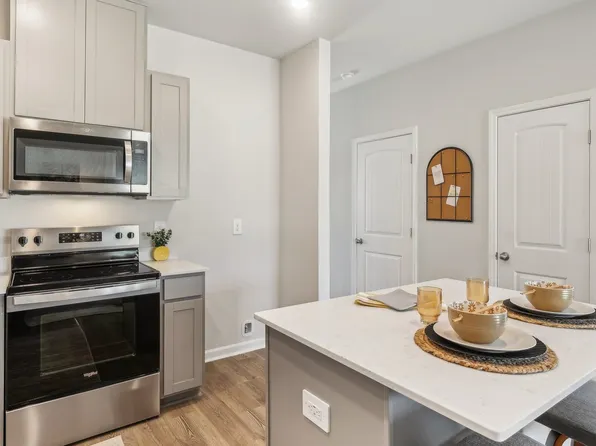 717 Ashbrook Dr, Lebanon, TN 37087