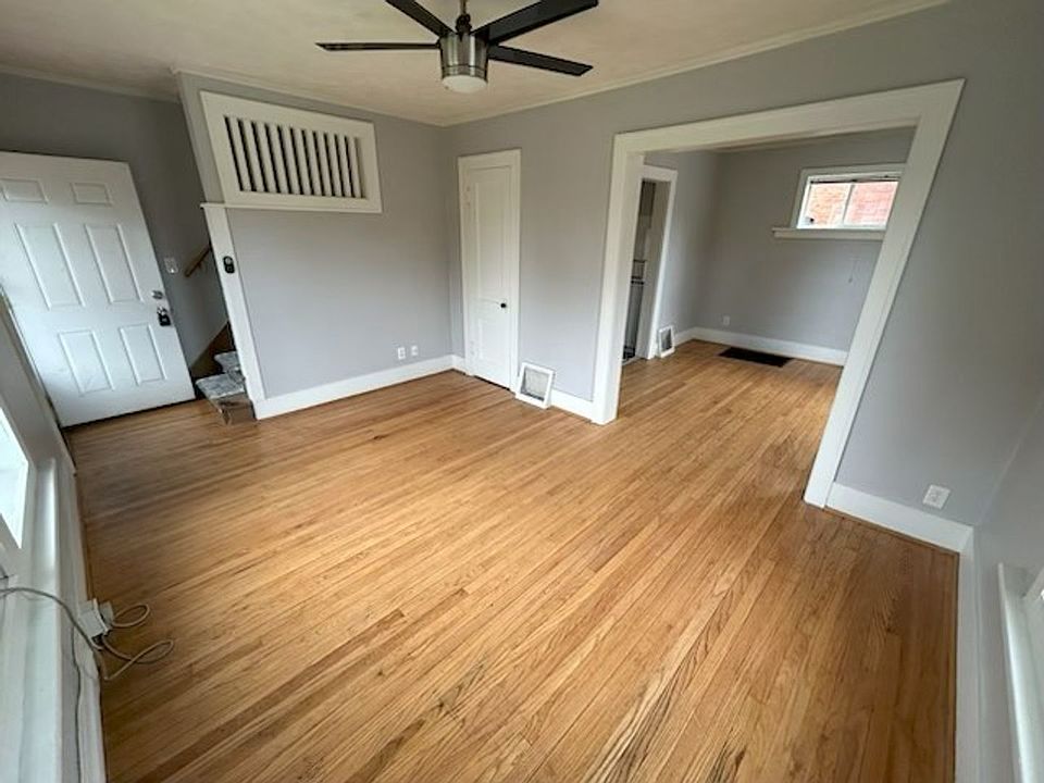 2nd image of 1110 S 30th Ave APT 1