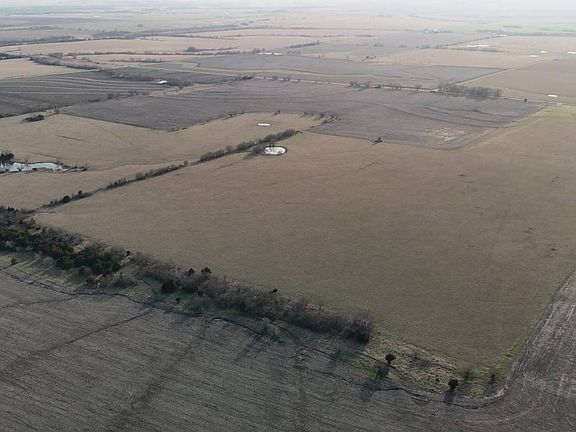 2nd image of 165 Jay Rd