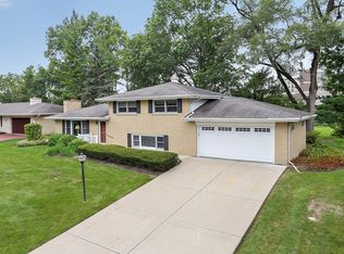 12120 S Coach Rd, Palos Heights, IL 60463