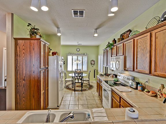 2nd image of 15348 W Caribbean Ln