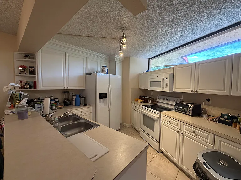 8273 Severn Dr #D — Photo 5