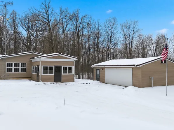 6517 S Meridian Rd, Angola, IN 46779