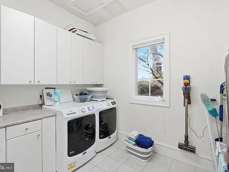 Upper level laundry room.