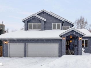 12825 Lindsey Cir, Anchorage, AK 99516