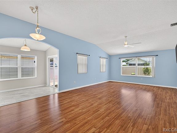 4th image of 17755 SE 84th Sheldon Ter