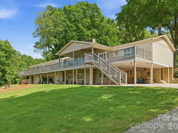 120 Shady Cove Rd, Troutman, NC 28166