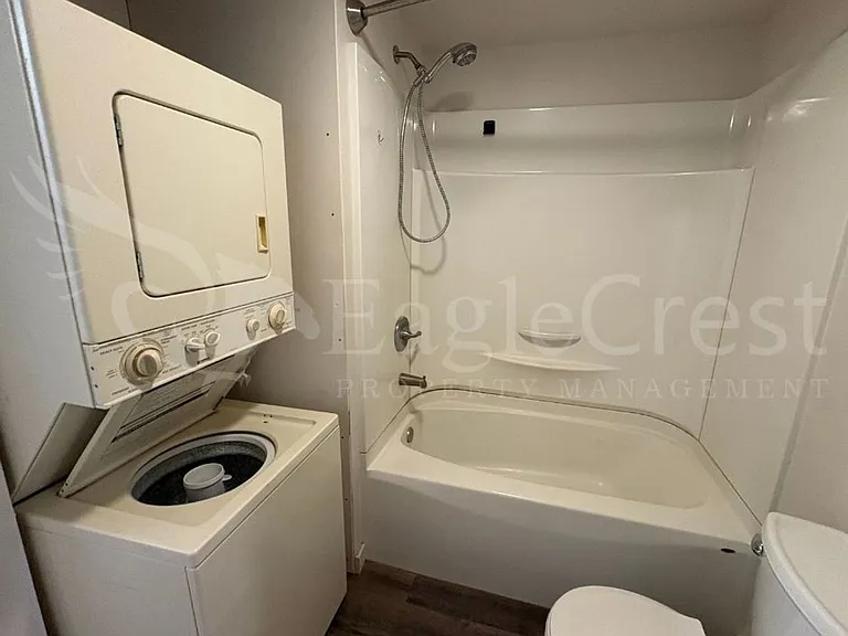 1037 SW Puff Ln — Photo 5