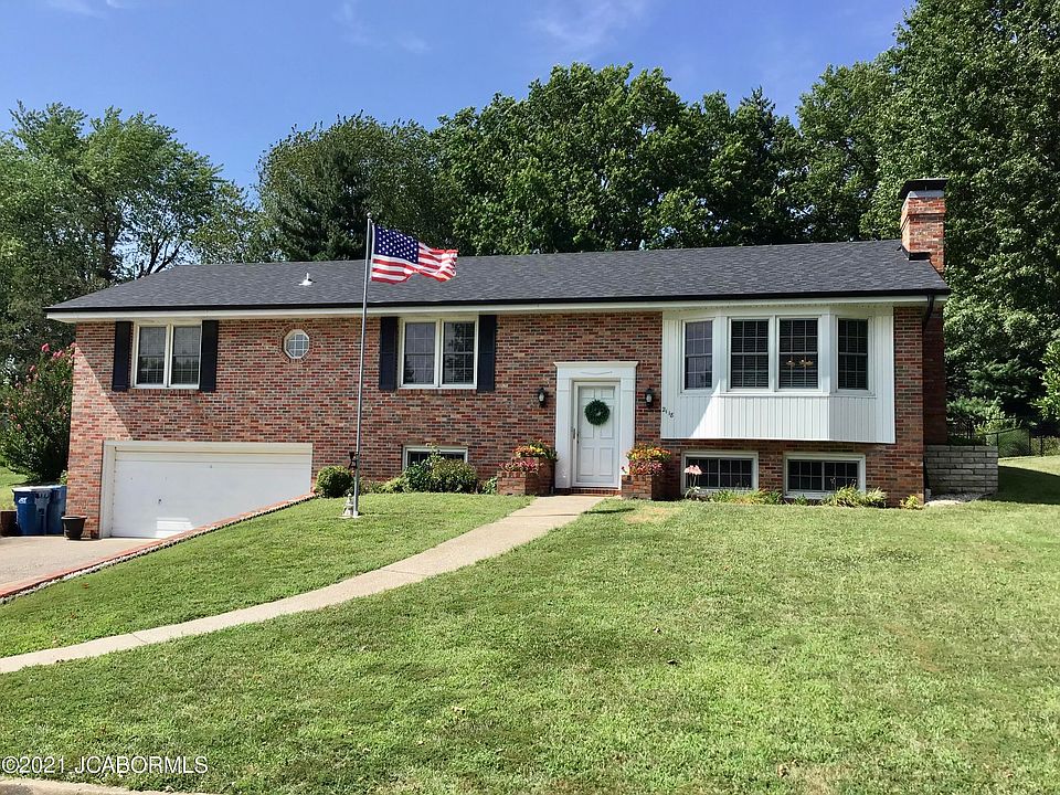 1st image of 2118 Anderson Dr
