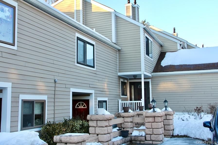 1st image of 104 Park Drive
