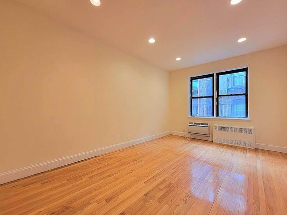 2nd image of 506 E 88th St #4R
