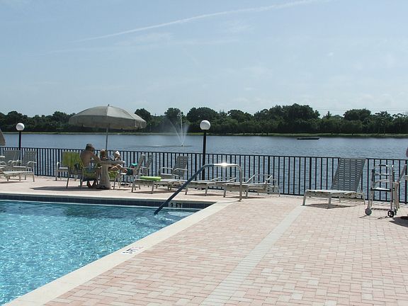5th image of 9540 Green Cypress Ln APT 20