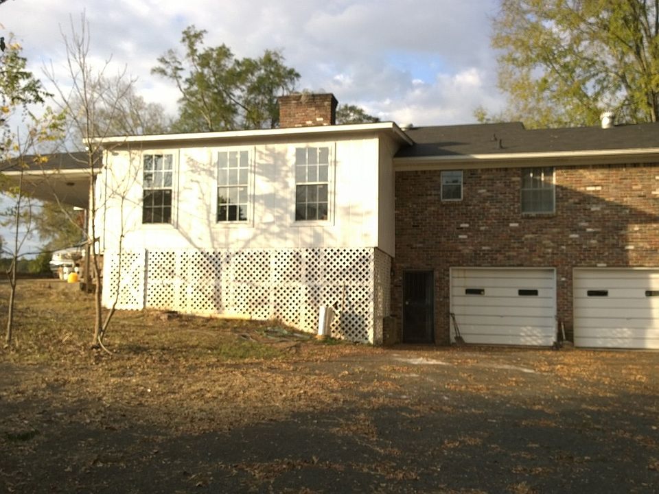 2nd image of 866 Flint Hill Rd