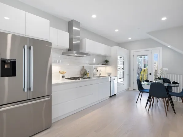 96 Cottage St #8, Boston, MA 02128