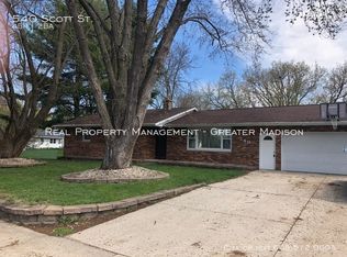 540 Scott St, Oregon, WI 53575