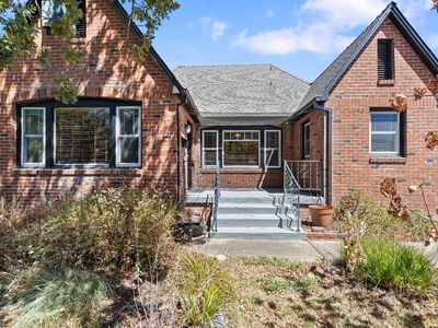 4861 7th Ave, Sacramento, CA, 95820