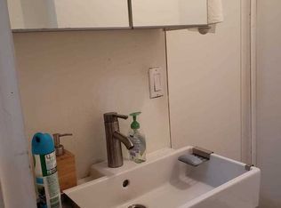 3005 43rd St, Astoria, NY 11103