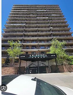 4th image of 143-51 Roosevelt Ave #7G