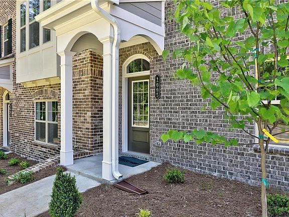 3rd image of 1005 Belle Ave #2