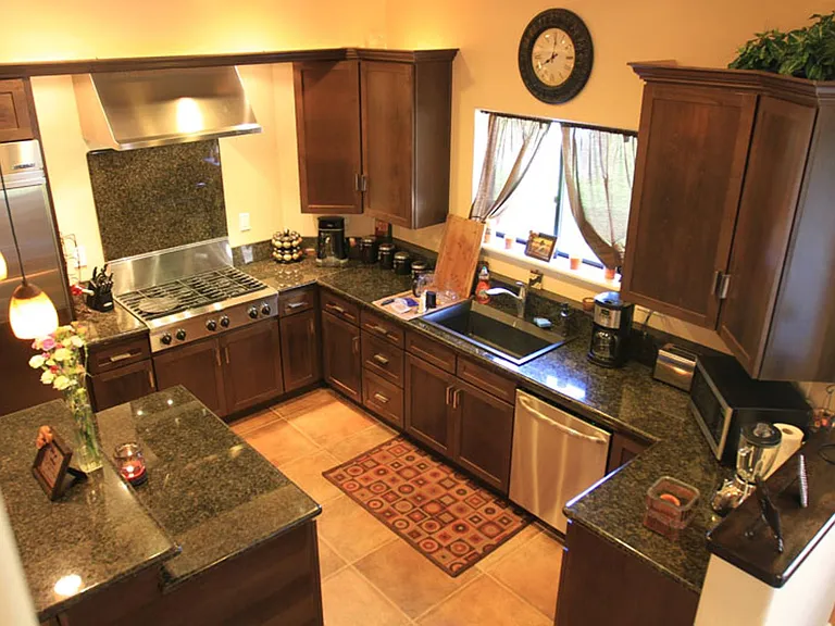 2355 Castlegate Ln — Photo 12