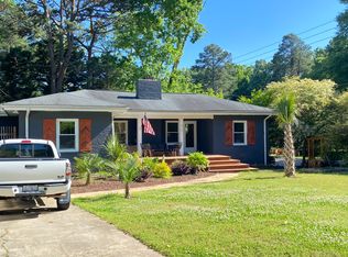 915 Lake Boone Trl, Raleigh, NC 27607