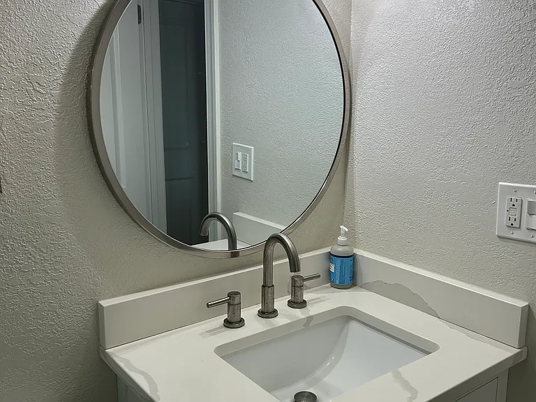 6265 Sun Blvd #115 — Photo 33